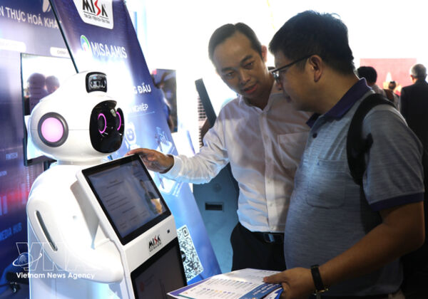 Vietnam, UK strengthen parliamentary cooperation in science, innovation