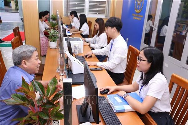 Lắng nghe dư luận để nâng cao năng lực lãnh đạo của Đảng