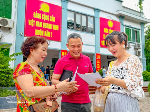 Hanoi to pilot new grassroots governance model in two communes