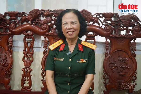 Thượng tá Trần Thanh Hằng: Hơn ba thập kỷ tìm ký ức chiến tranh qua những hiện vật lịch sử