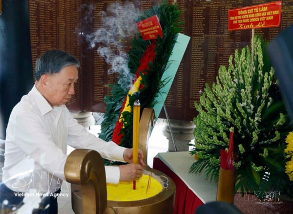 Identifying fallen soldiers a sacred responsibility towards Fatherland: Top leader