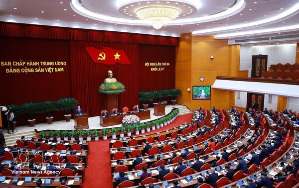 Party Central Committee’s third meeting opens in Hanoi