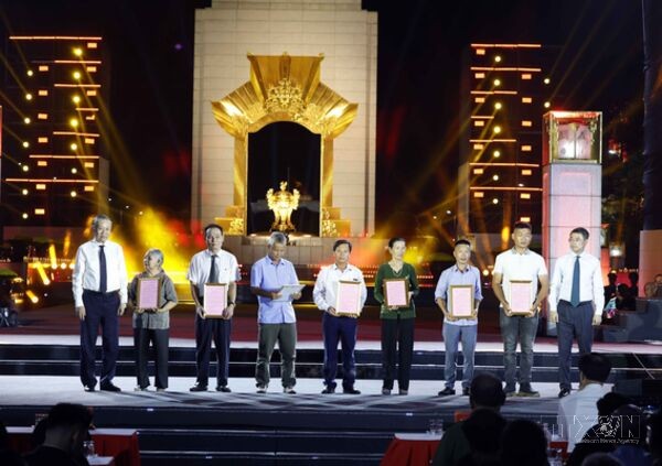 Cầu truyền hình 