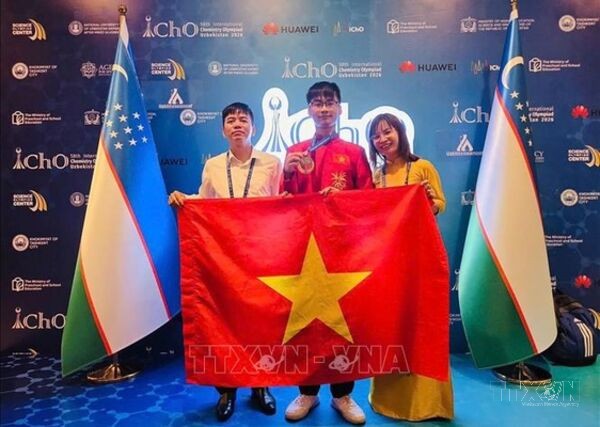 Hành trình chinh phục đỉnh cao Olympic Hóa học Quốc tế của nam sinh đất Tổ