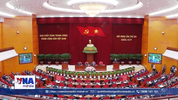 Đổi mới mô hình phát triển - kiến tạo động lực tăng trưởng mới