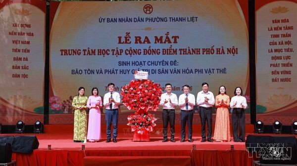 Hanoi promotes learning society through development of community learning centers