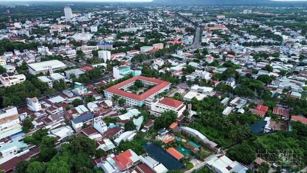 Tay Ninh reorganizes public school network to meet requirements of two-tier local government model