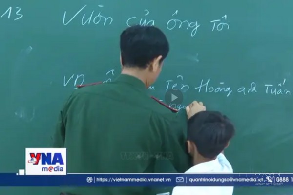 Vun đắp kiến thức cho học trò nghèo vùng biên Gia Lai