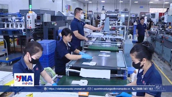 Thực hiện tốt BHXH - Giữ chân người lao động