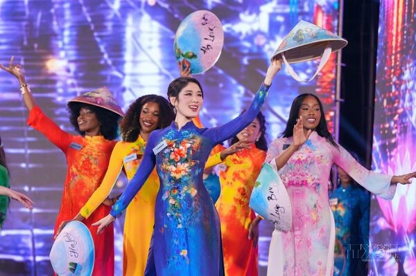 Miss World 2026: 111 thí sinh diện áo dài, mang câu chuyện Việt Nam ra thế giới