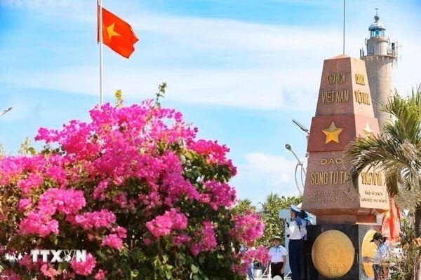 Đặc khu Trường Sa hướng tới trung tâm kinh tế, văn hóa, xã hội trên biển