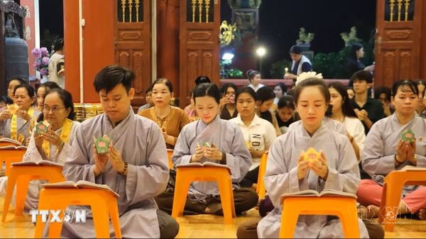 Vu lan từ truyền thống đến hành trình tri ân và sẻ chia