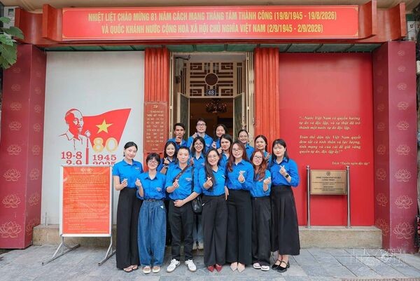 <b>Ngôi nhà 48 Hàng Ngang - địa chỉ đỏ giáo dục lòng yêu nước</b>