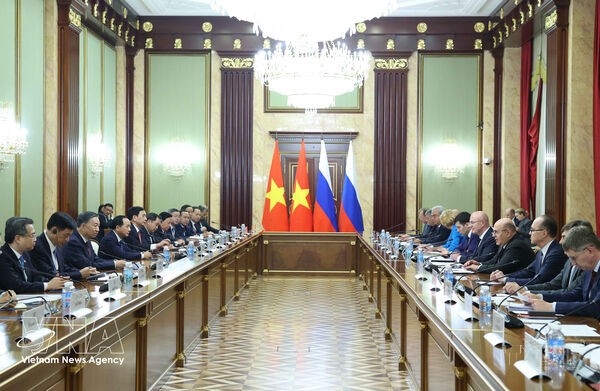 Vietnamese, Russian leaders call for stronger trade cooperation