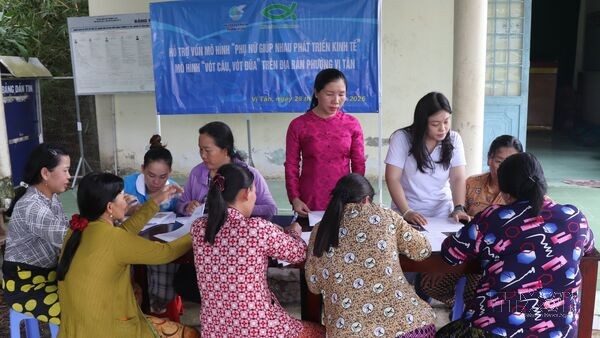 Phụ nữ Cần Thơ đồng hành, hỗ trợ hội viên phát triển kinh tế