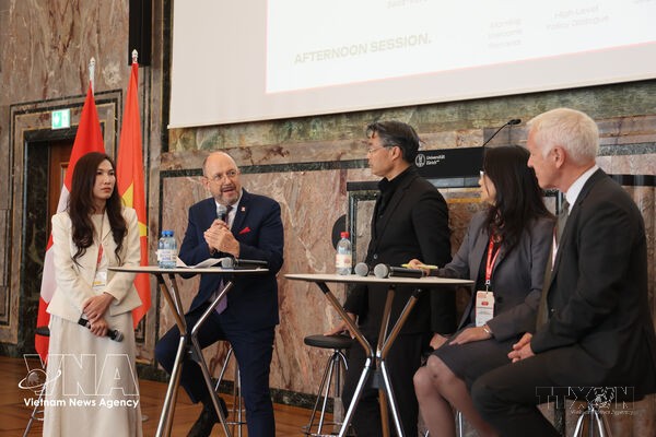 Vietnamese community in Switzerland ready to support Vietnam’s international integration
