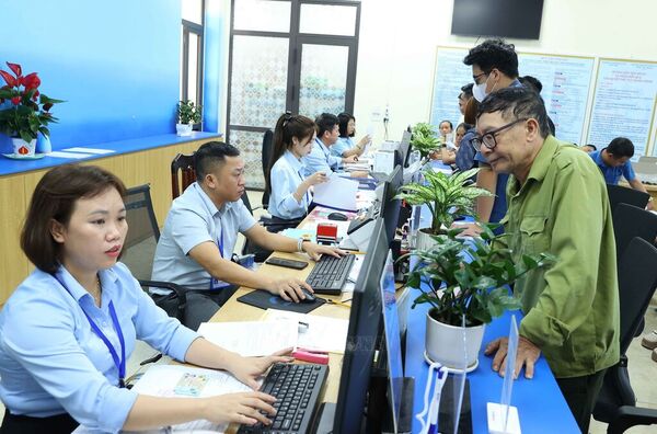 Phuc Thinh Commune (Hanoi)’s public administrative service point brings positive changes