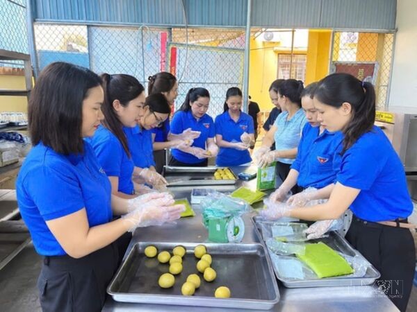 Tuổi trẻ Hà Tĩnh tổ chức nhiều hoạt động ý nghĩa mang Trung thu ấm áp đến với thiếu nhi