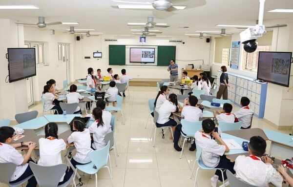 Hanoi rolls out artificial intelligence education for students