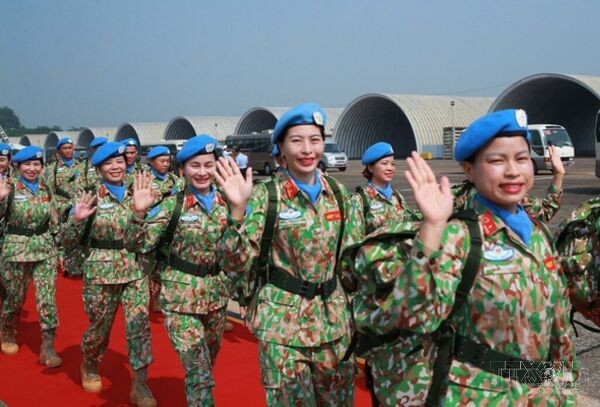 Vietnam’s Level-2 Field Hospital Rotation 8, Engineering Unit Rotation 5 depart for peacekeeping missions