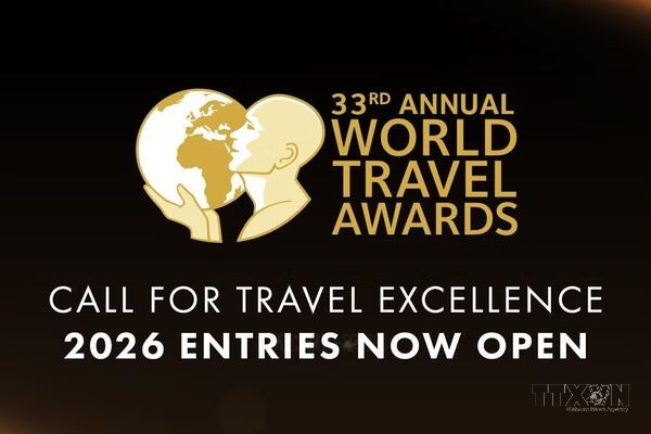 Những chiếc cúp World Travel Awards và bài toán giữ khách, giữ giá trị cho du lịch Việt