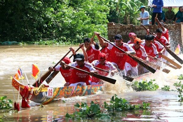 Mini Ngo Boat Racing Competition celebrating Khmer Sene Dolta Festival in Can Tho