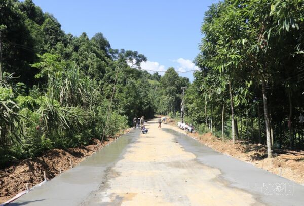 Những con đường “ý Đảng, lòng dân” ở Lào Cai