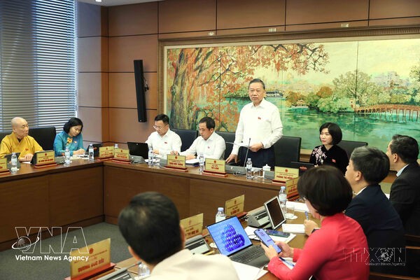 Lawmaking success lies in facilitating trade, reducing costs: Top leader