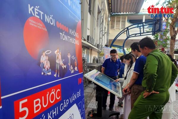 TP Hồ Chí Minh: Tăng cường bảo vệ trẻ em trên không gian mạng