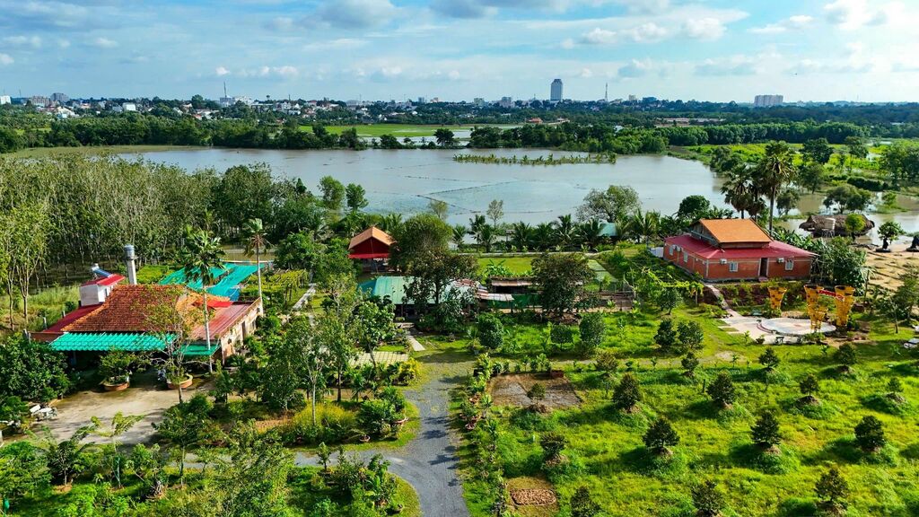 Hình thành không gian du lịch nông nghiệp xanh quanh núi Bà Đen