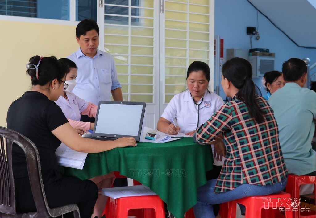 Đồng Tháp triển khai Chiến dịch 100 ngày tạo lập và cập nhật Sổ sức khỏe điện tử trên ứng dụng VneID