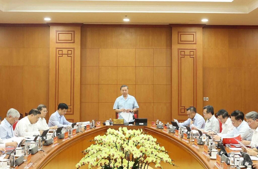 Tổng Bí thư, Chủ tịch nước làm việc với Ban Tổ chức Trung ương về Sơ kết thực hiện Kết luận số 21-KL/TW